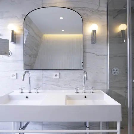 Des Carmes By Malone 4* Parigi