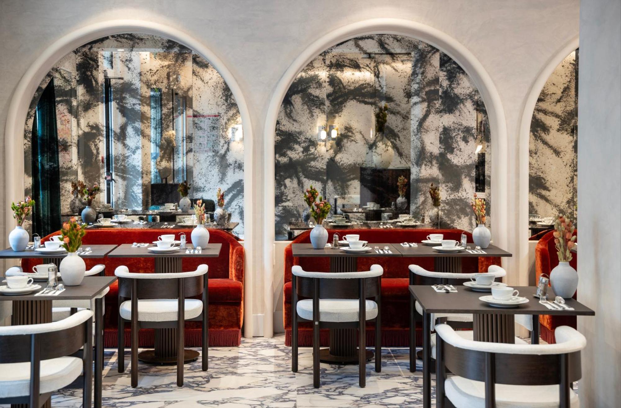 Des Carmes By Malone Hotel 4*